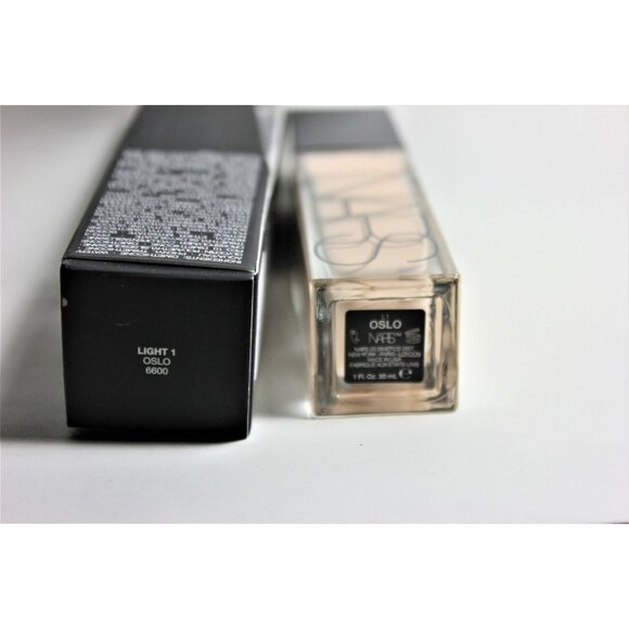 NARS Natural Radiant Longwear Foundation Light 1 Oslo 6600 - Picture 9 of 12